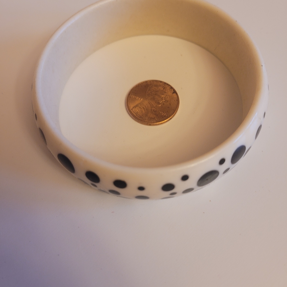 Vintage Polka Dot Bangle Bracelet - Picture 2 of 2